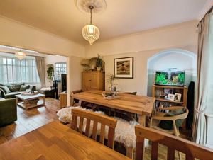 Photo 25- click for photo gallery